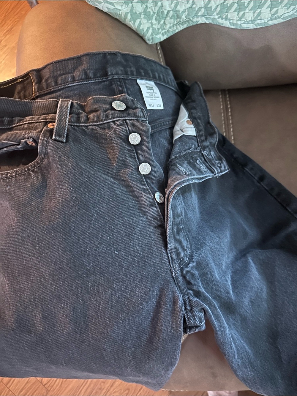 Levi's Men's Black Relaxed Button-Fly Jeans